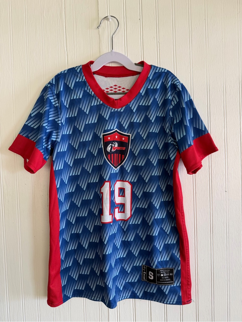 i9 Sports kids Blue & Red Soccer Jersey with Number 19